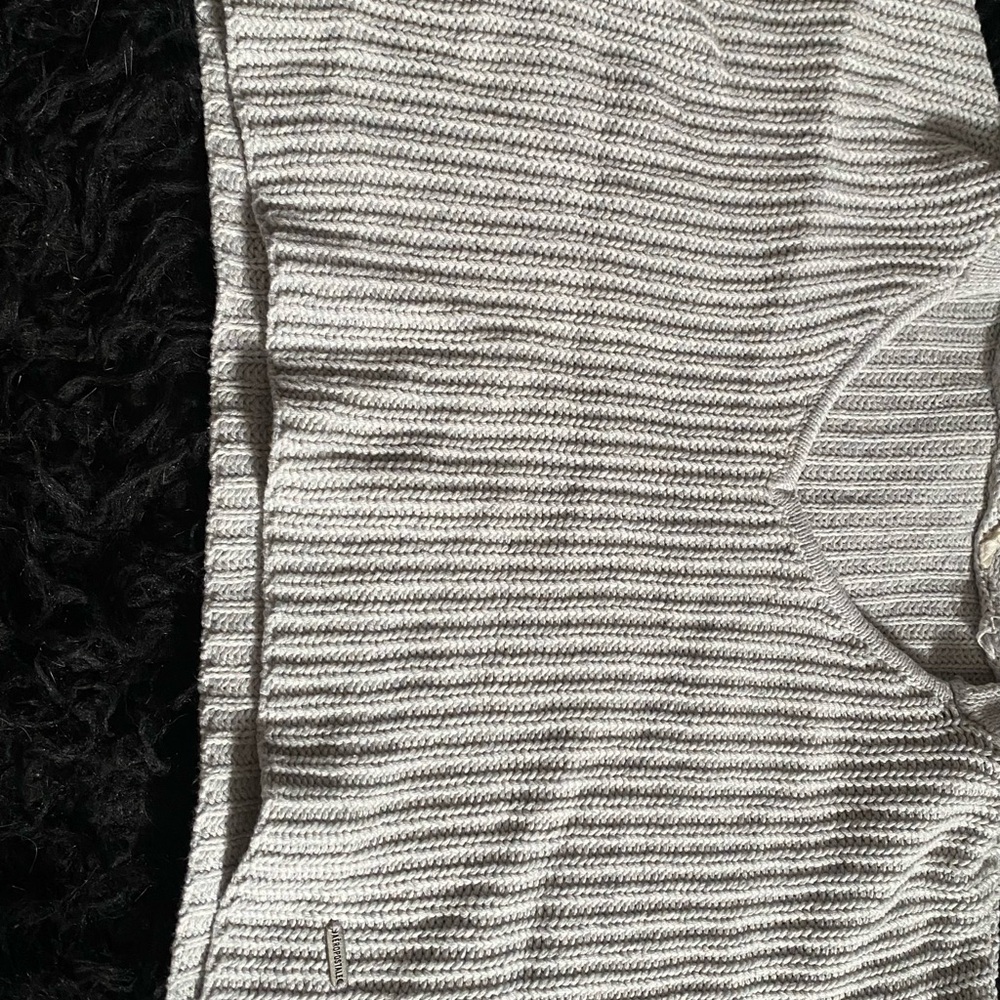 Aeropostale Striped Knit Top - Gray and White